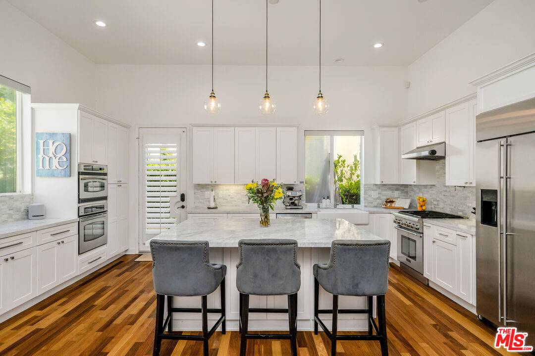 Playa Vista, CA 90094,5734 Celedon Crk
