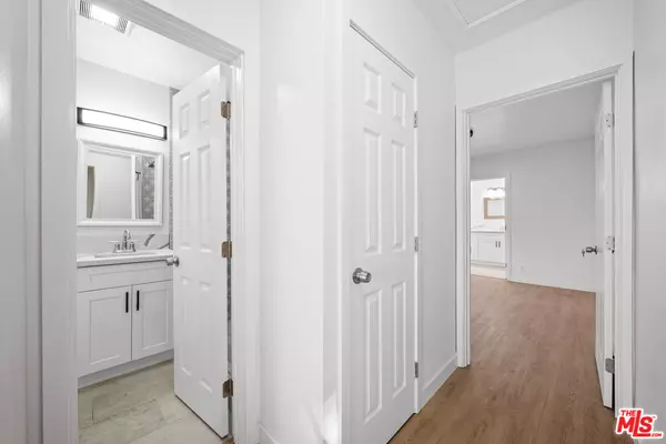 Los Angeles, CA 90043,4325 W 58th Pl