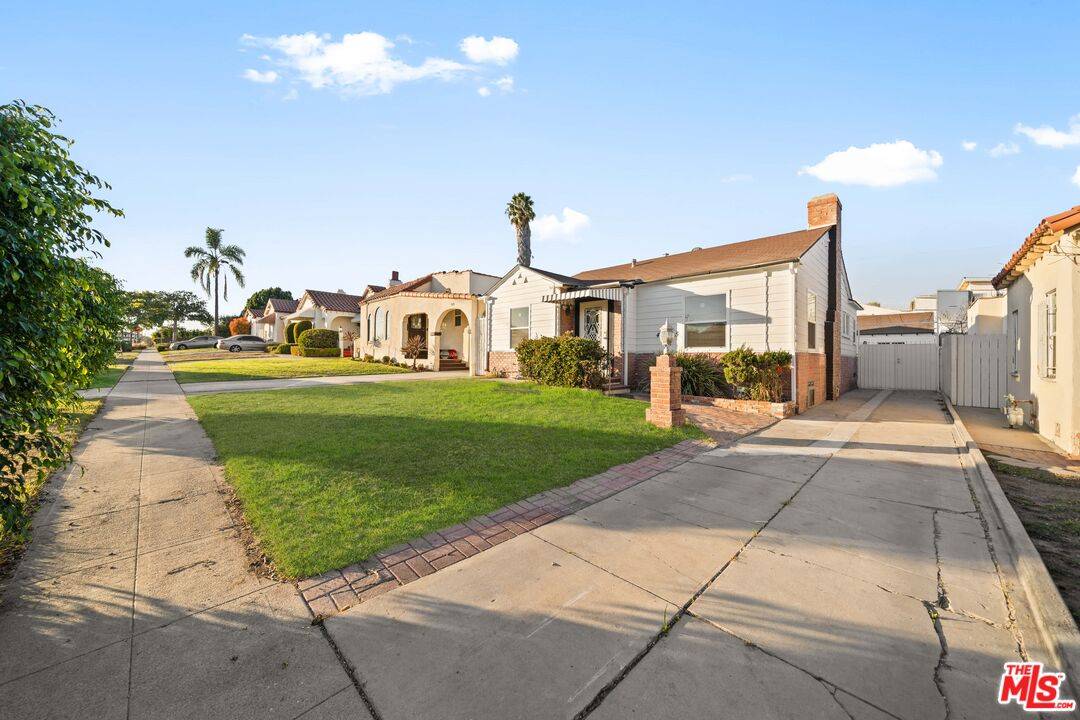 Los Angeles, CA 90043,4325 W 58th Pl