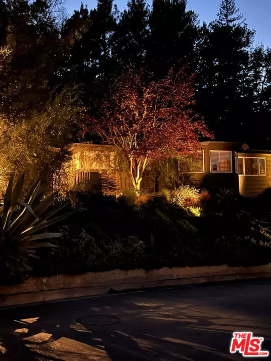 Studio City, CA 91604,11064 Wrightwood Ln