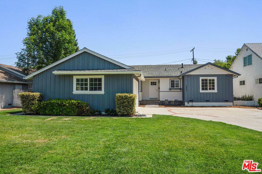 West Hills, CA 91307,22662 Hamlin St