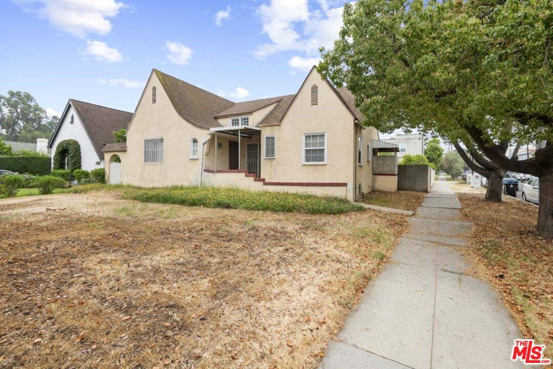 1601 S Shenandoah St, Los Angeles, CA 90035