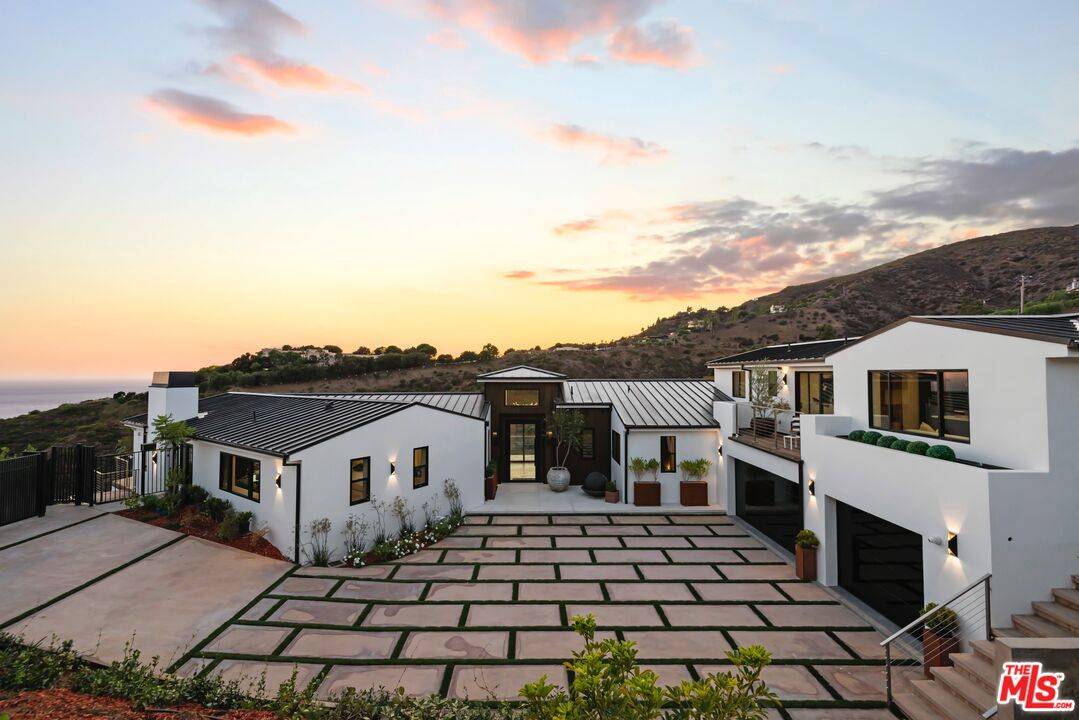 5877 Trancas Canyon Rd, Malibu, CA 90265