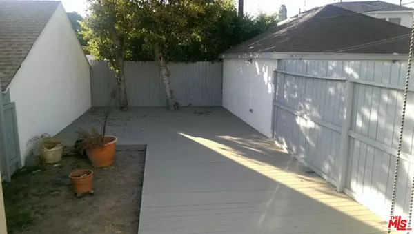 Pacific Palisades, CA 90272,851 Haverford Ave