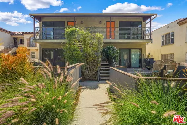 1166 S Cochran Ave #4, Los Angeles, CA 90019