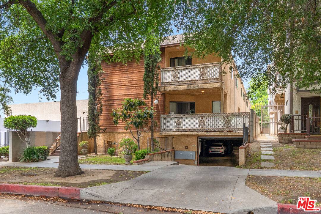 1113 Thompson Ave, Glendale, CA 91201