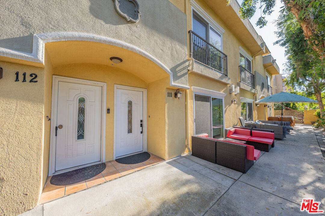 13629 Wyandotte St #111, Van Nuys, CA 91405