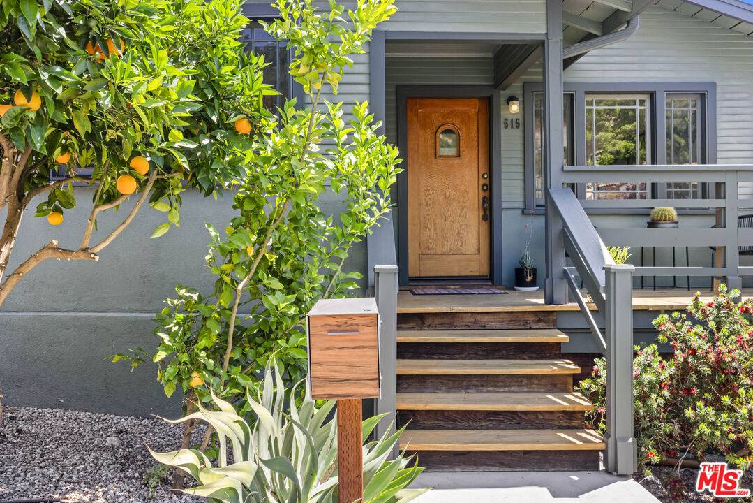 Los Angeles, CA 90042,515 N Avenue 49