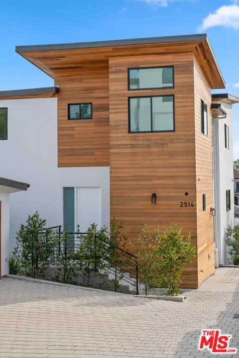 Los Angeles, CA 90026,2514 Berkeley Ave