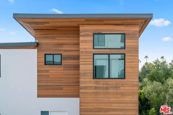 Los Angeles, CA 90026,2514 Berkeley Ave