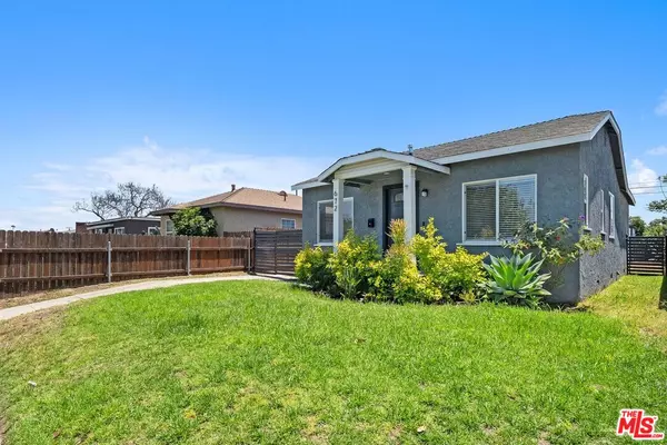 Los Angeles, CA 90059,672 E 119th St