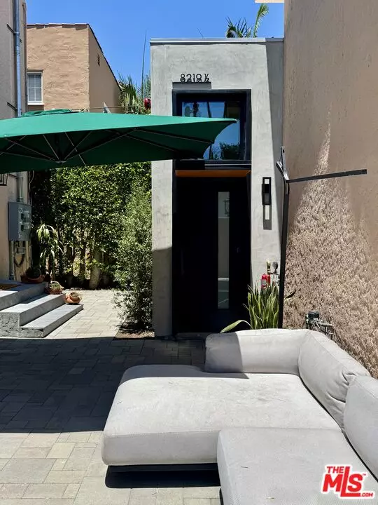 West Hollywood, CA 90046,902 N Harper Ave #8219.5