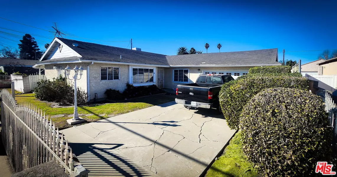 12105 S Hoover St, Los Angeles, CA 90044