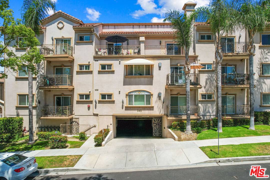 565 E San Jose Ave #PH1, Burbank, CA 91501