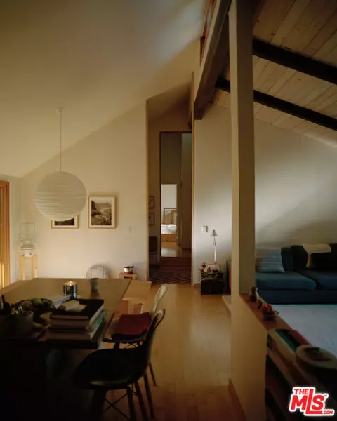 20790 Medley Ln, Topanga, CA 90290