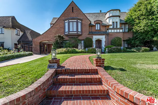 165 N Las Palmas Ave, Los Angeles, CA 90004