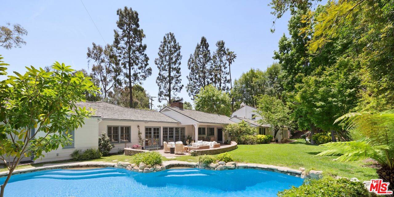1716 Westridge Rd, Los Angeles, CA 90049