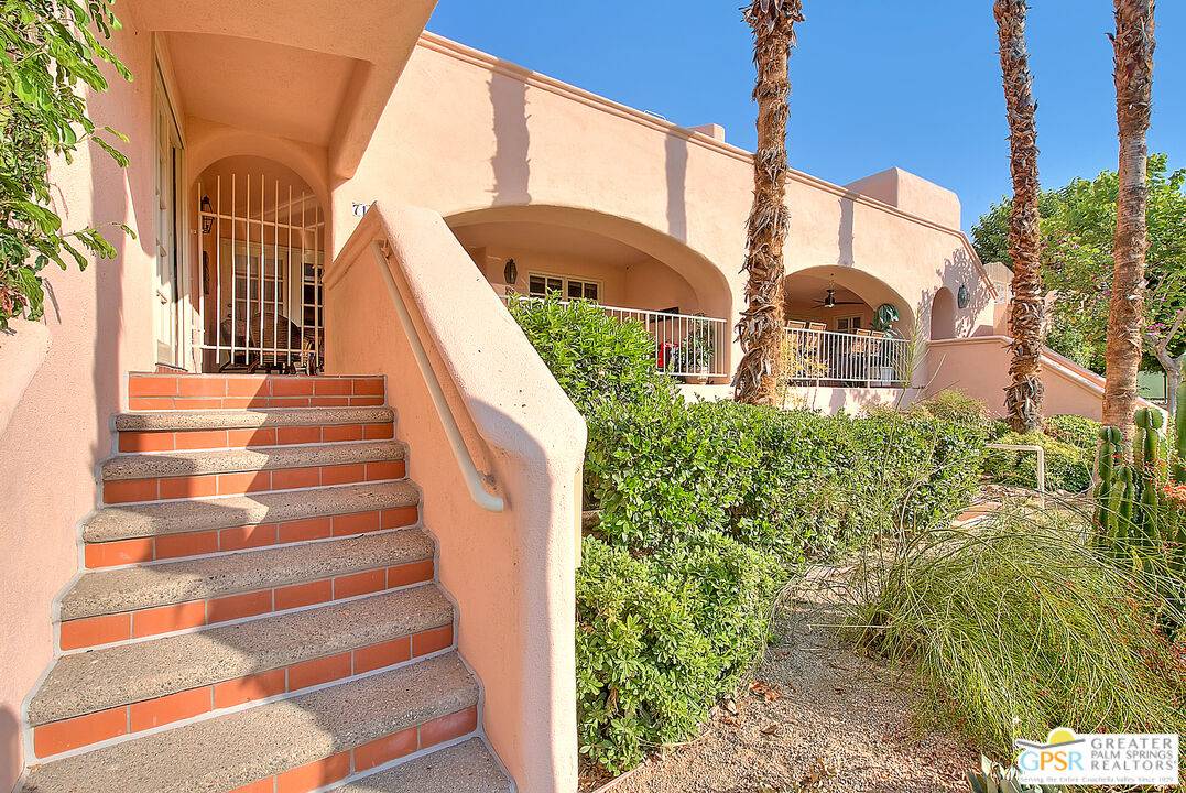 Palm Springs, CA 92262,500 E Amado Rd #712