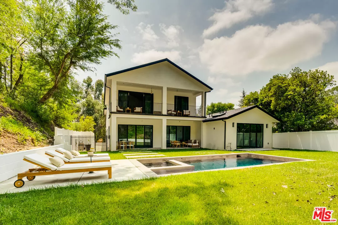 Encino, CA 91436,16815 Shileno Pl