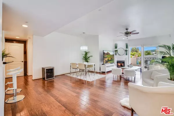 Studio City, CA 91604,12449 Kling St #102