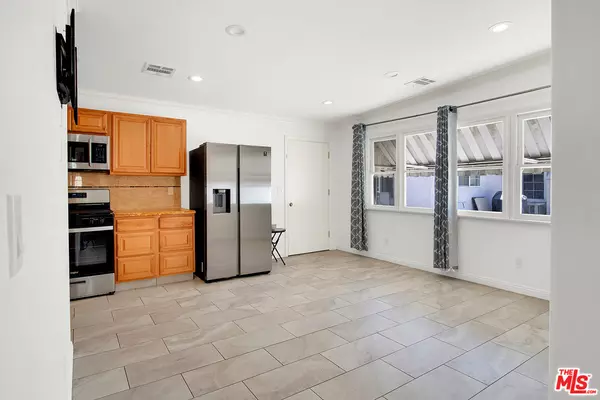 Arcadia, CA 91006,115 W Floral Ave