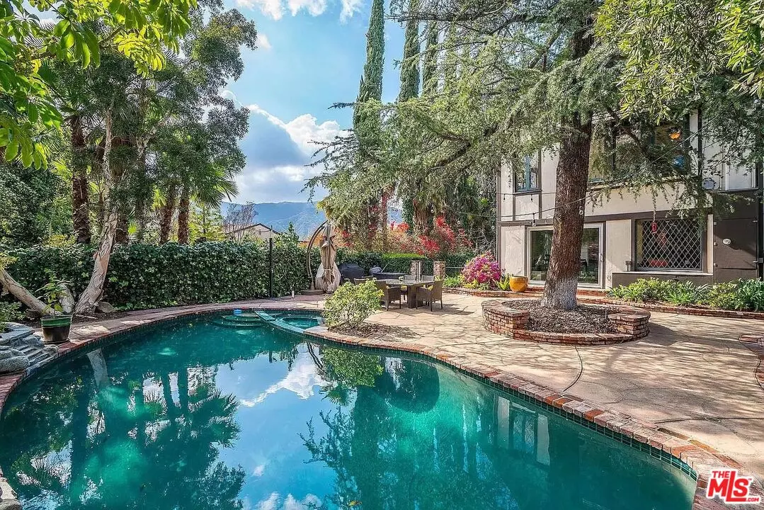 Glendale, CA 91208,1944 Montecito Dr