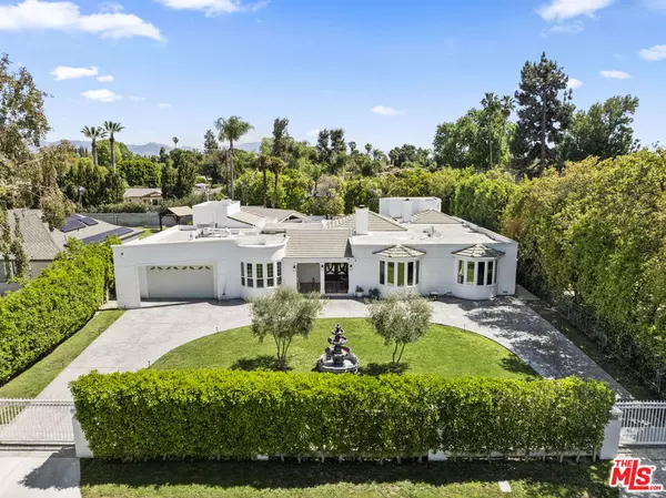 8944 Enfield Ave, Sherwood Forest, CA 91325
