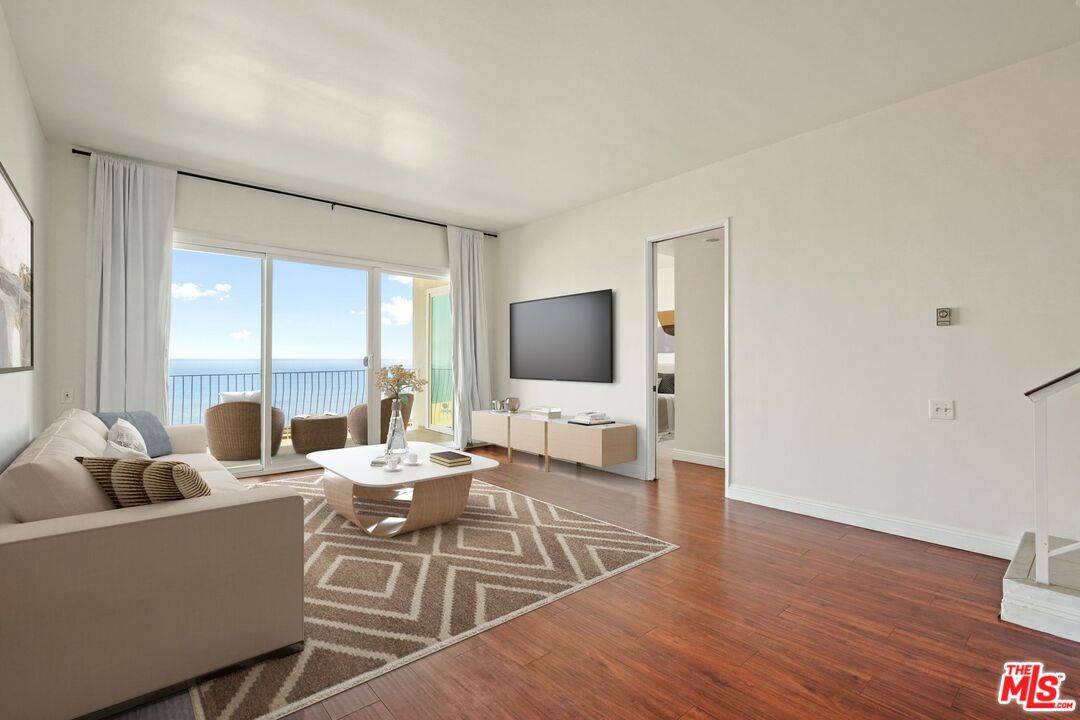 18103 Coastline Dr #8, Malibu, CA 90265