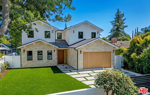 22616 Hatteras St, Woodland Hills, CA 91367