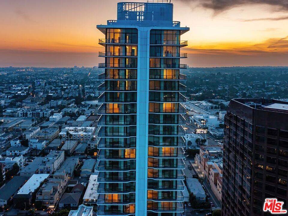 11750 SE Wilshire Blvd #2101, Los Angeles, CA 90025