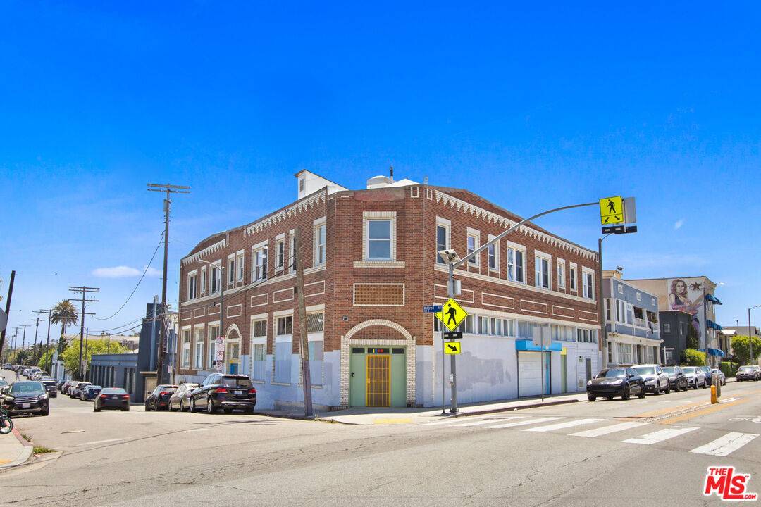1802 Pacific Ave, Venice, CA 90291
