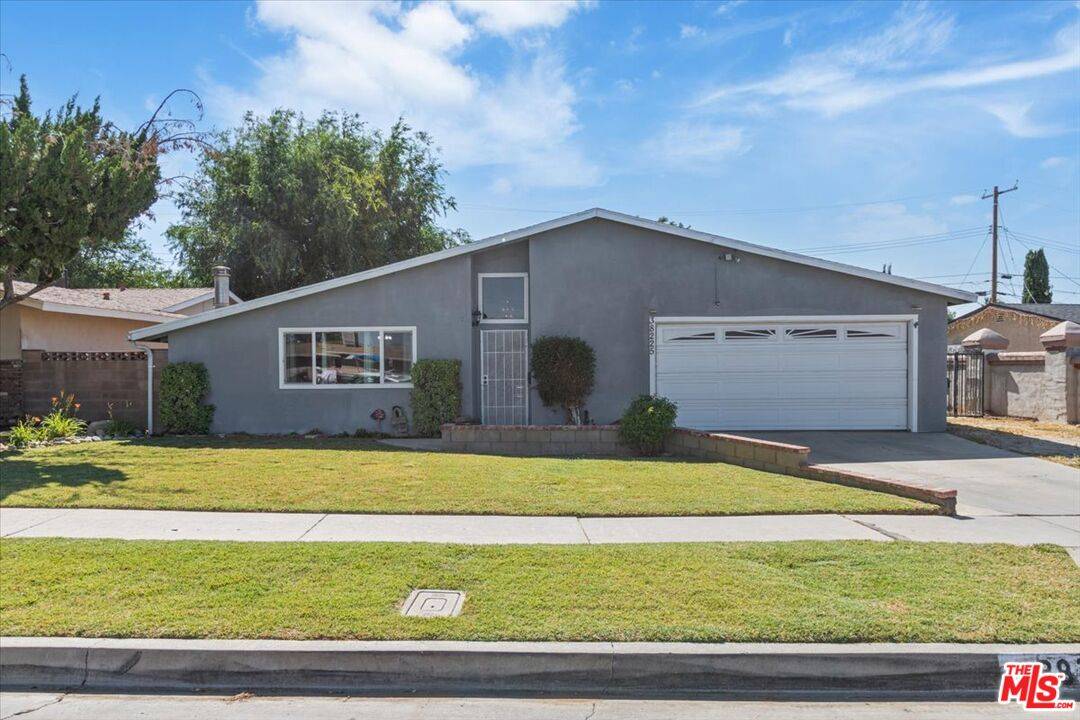 38225 Gunton Dr, Palmdale, CA 93550