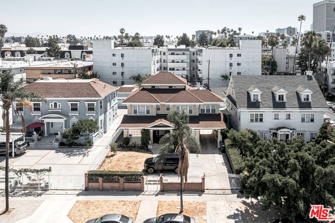 450 S Serrano Ave, Los Angeles, CA 90020