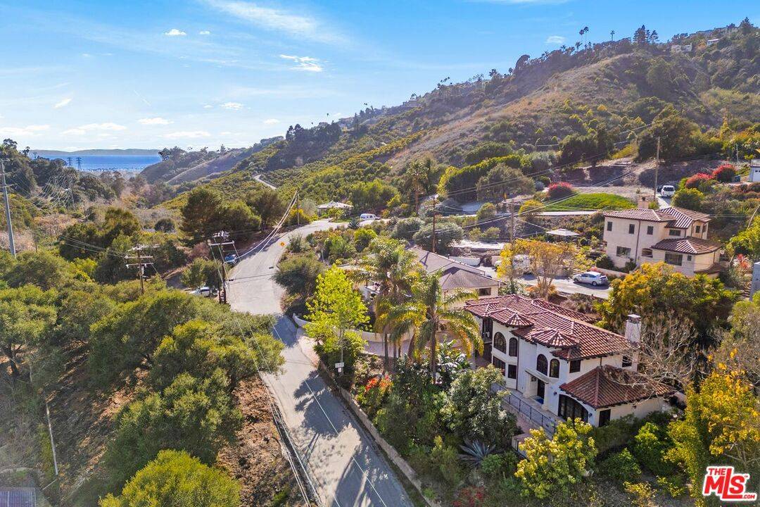 Santa Barbara, CA 93103,533 Conejo Rd