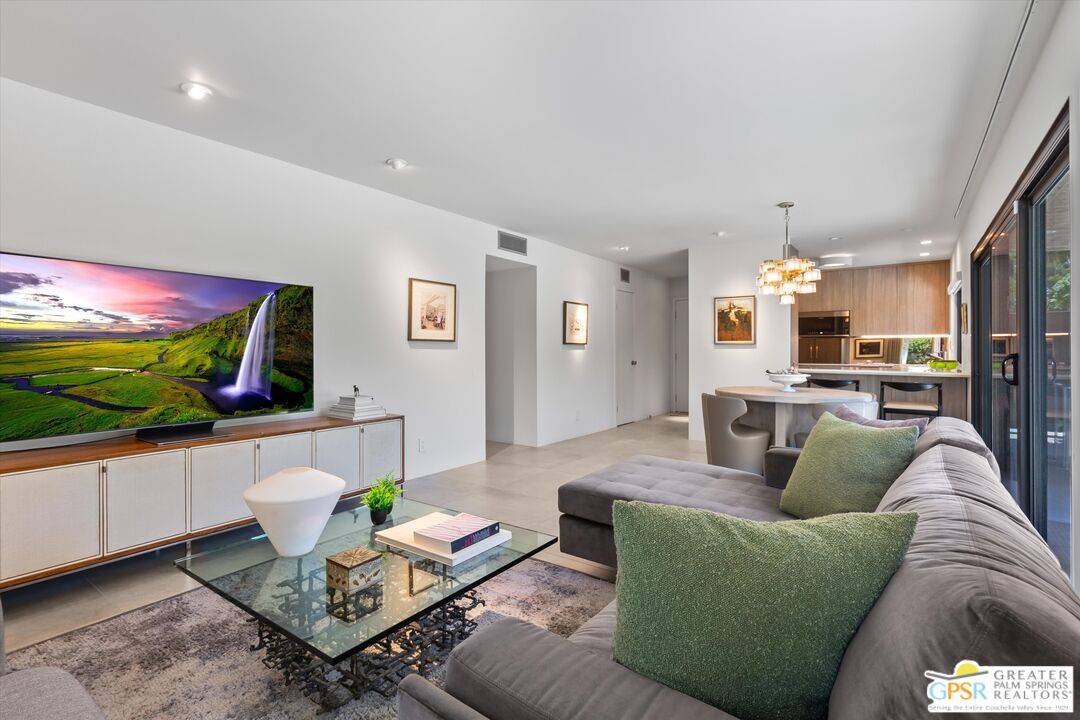 Palm Springs, CA 92262,1960 E Sandalwood Dr
