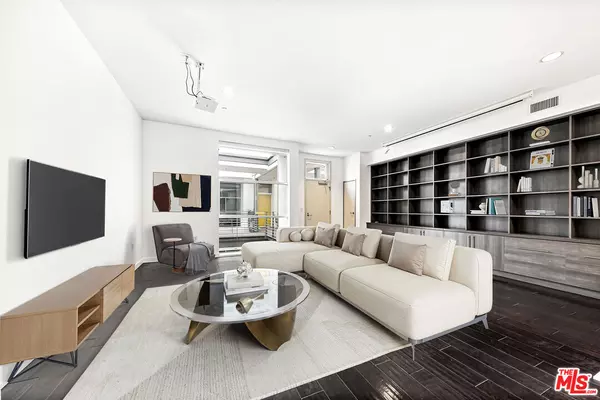 3119 Via Dolce #304, Marina Del Rey, CA 90292