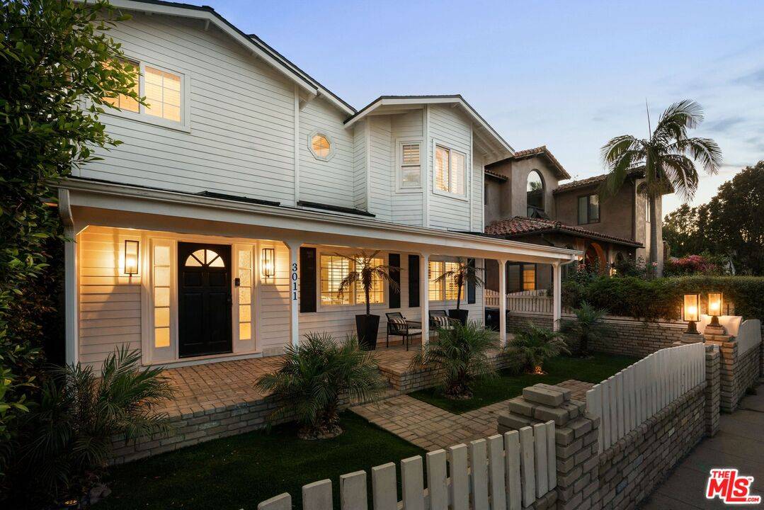 3011 Clune Ave, Venice, CA 90291