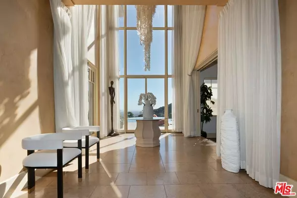 Beverly Hills, CA 90210,8 Beverly Ridge Ter