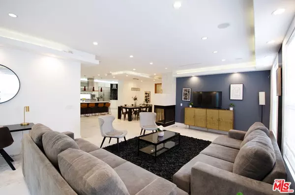 Los Angeles, CA 90036,355 S SYCAMORE AVE