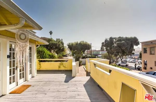 Santa Monica, CA 90405,241 Marine St