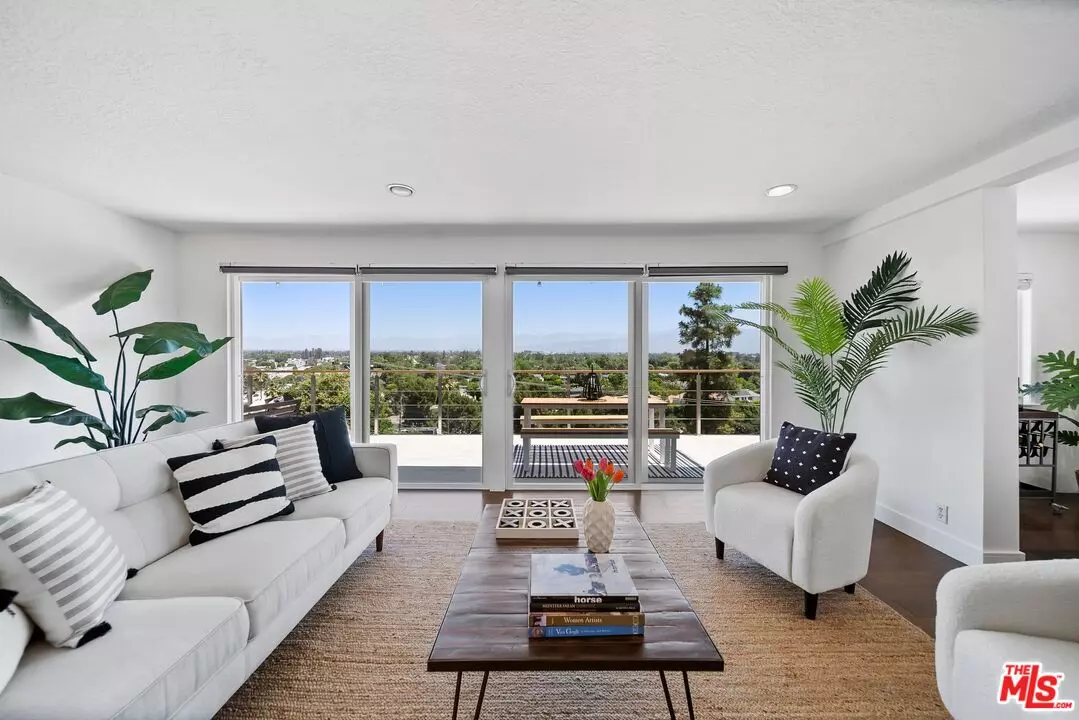 Studio City, CA 91604,11689 Picturesque Dr