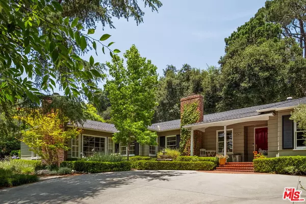 1265 Inverness Dr, Pasadena, CA 91103