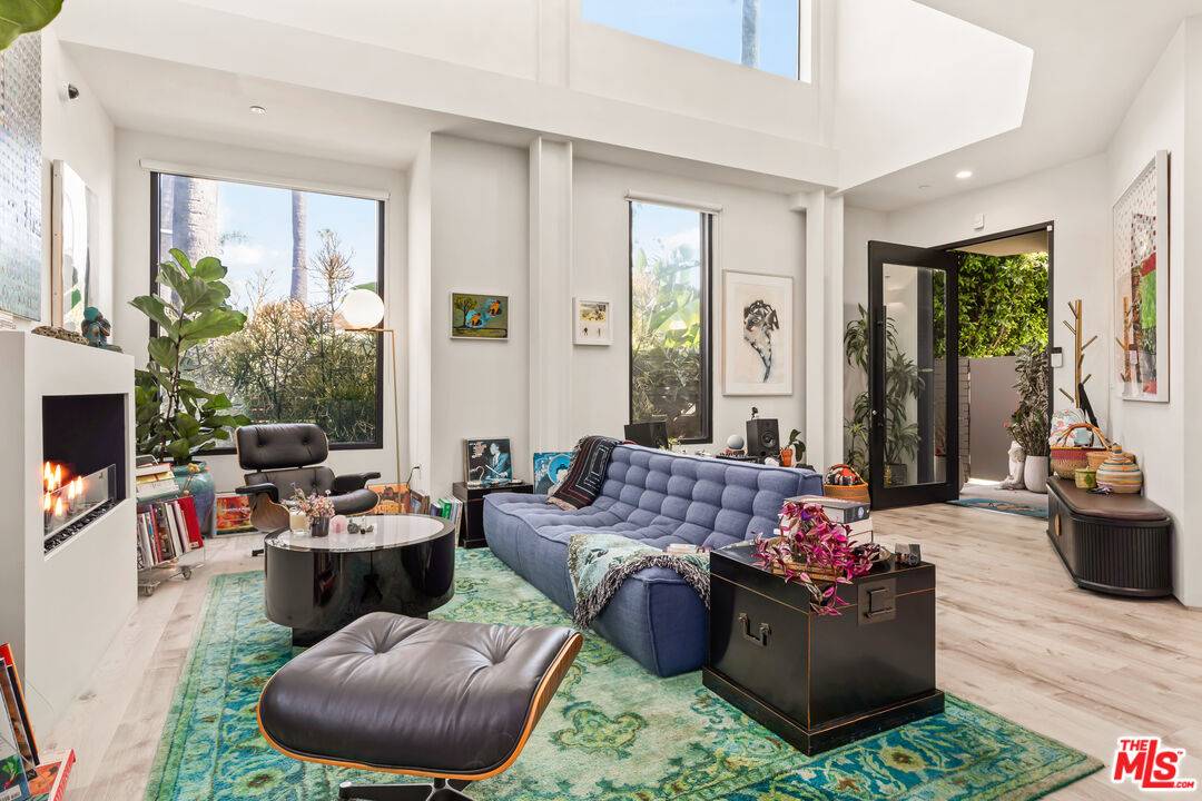 407 Rialto Ave, Venice, CA 90291