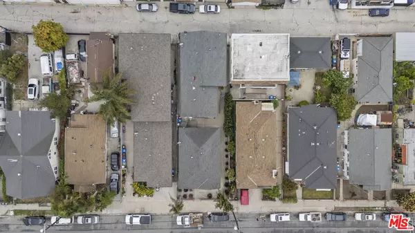 San Pedro, CA 90731,670 W 15th St