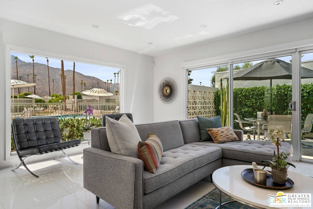 2514 E Morongo Trl, Palm Springs, CA 92264