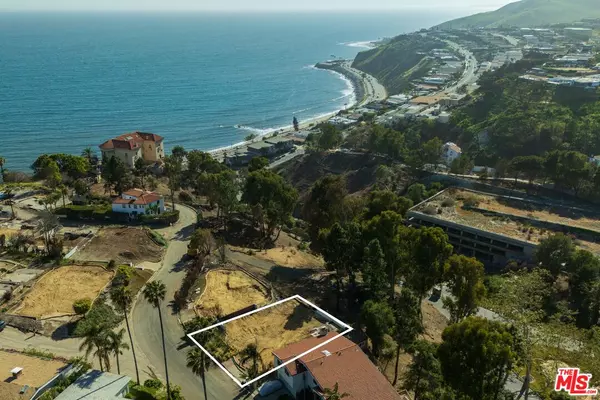 17941 Tramonto Dr, Pacific Palisades, CA 90272