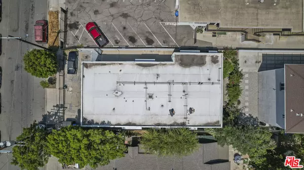 North Hollywood, CA 91605,12001 Valerio St