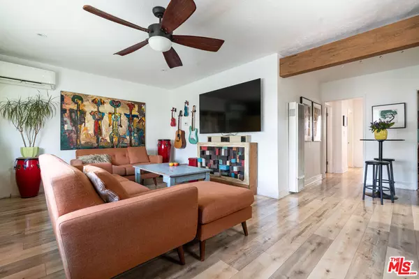 Tujunga, CA 91042,7735 Kyle St