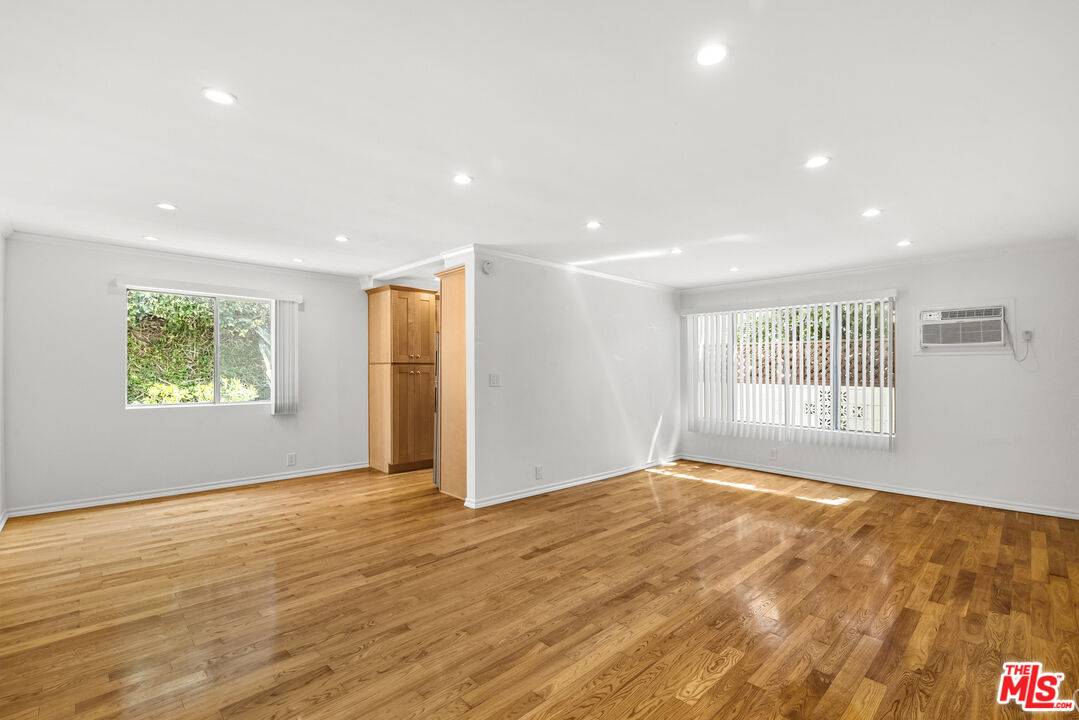 8219 Norton Ave #5, West Hollywood, CA 90046