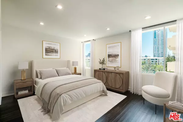 Los Angeles, CA 90067,2160 Century Park #803